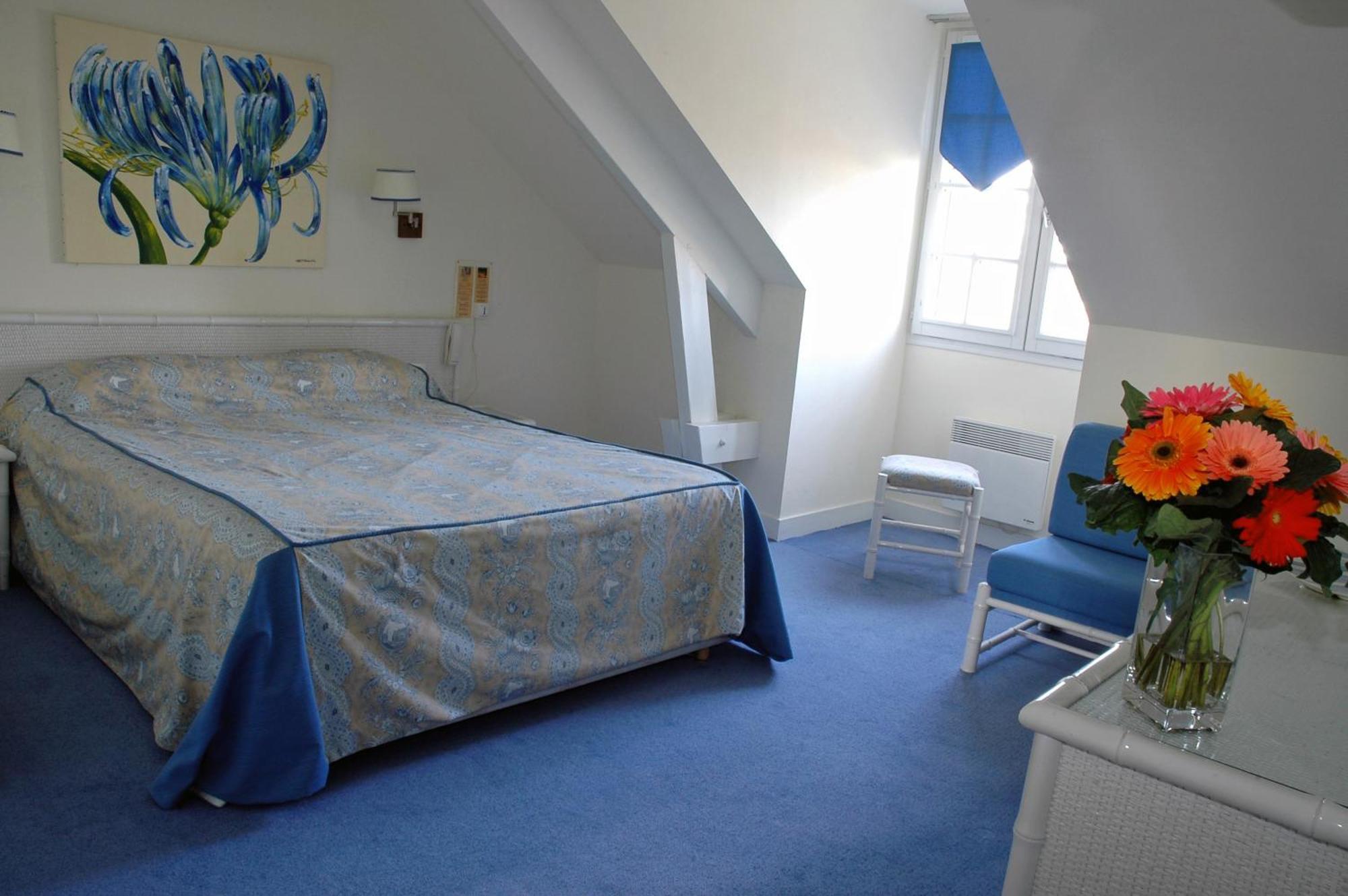 Logis Auberge Du Centre Chitenay Zewnętrze zdjęcie