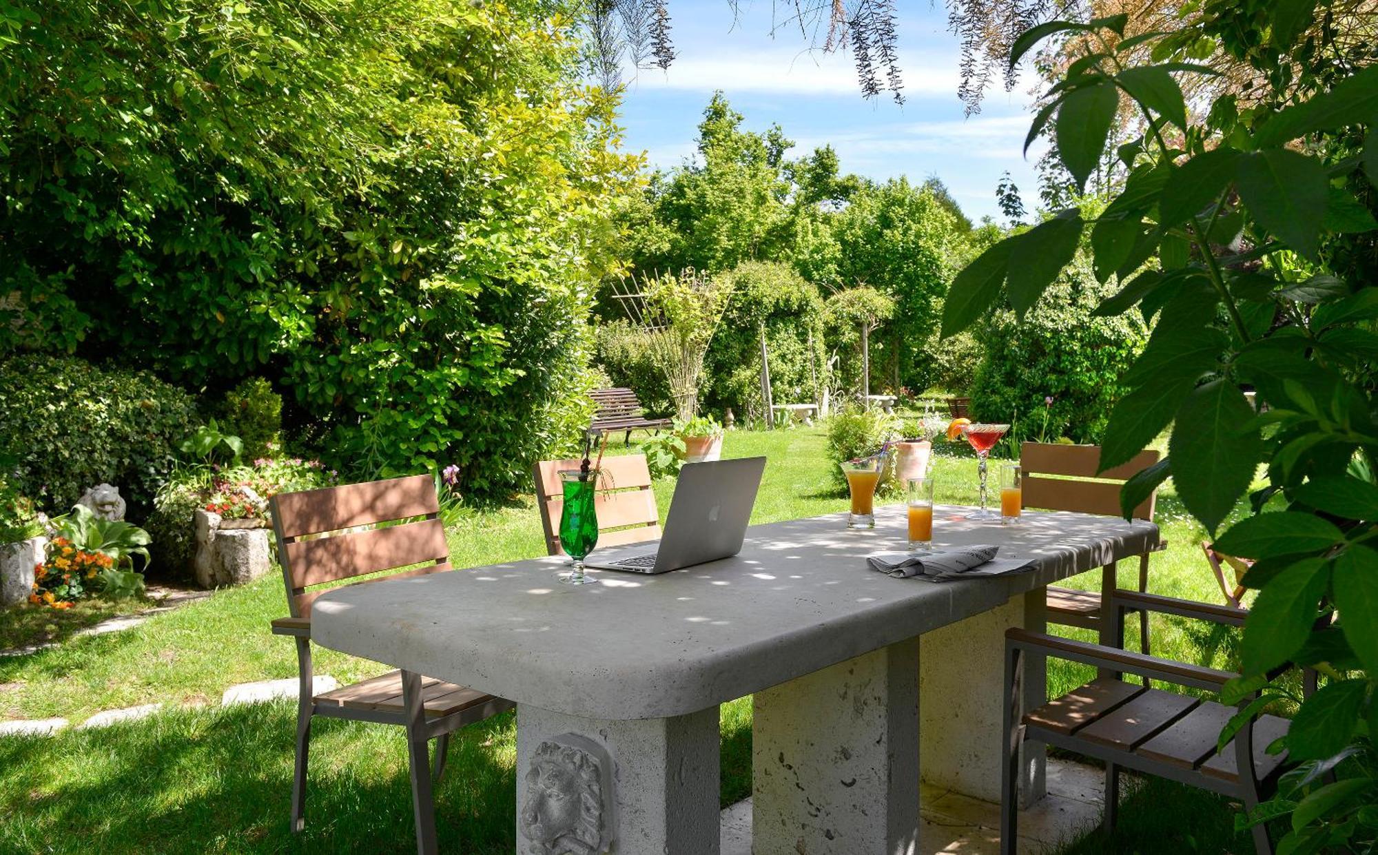 Logis Auberge Du Centre Chitenay Zewnętrze zdjęcie