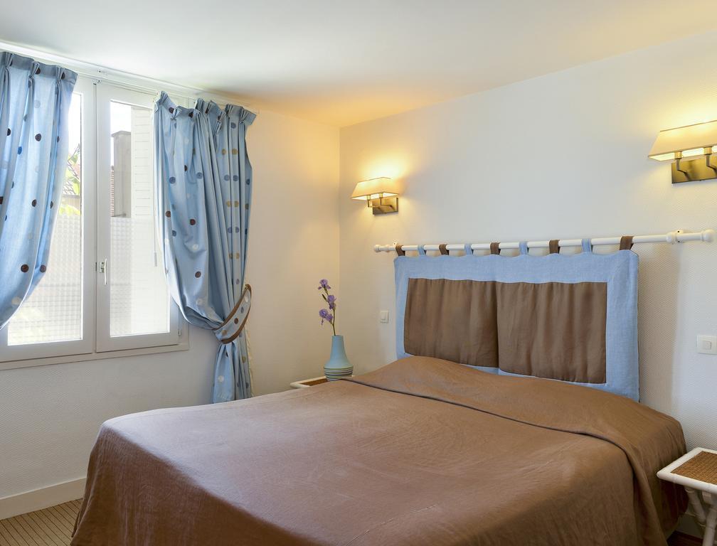 Logis Auberge Du Centre Chitenay Zewnętrze zdjęcie