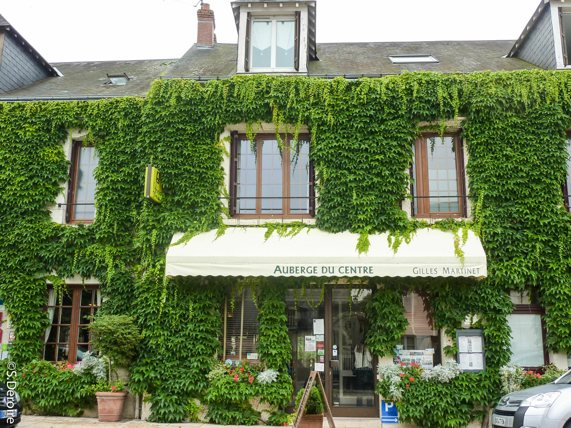 Logis Auberge Du Centre Chitenay Zewnętrze zdjęcie